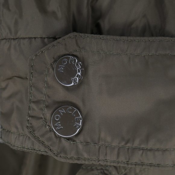 Moncler Patch Logo Windbreaker - Picture 6 of 7